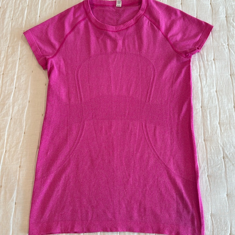 Lululemon Swiftly tech short sleeve top